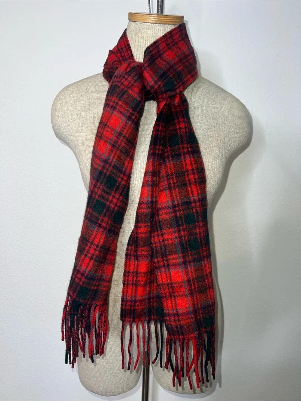 Y.E.A. New York Cashmere Red & Black Plaid Fringe Scarf